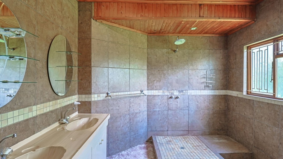 4 Bedroom Property for Sale in Waagfontein North West